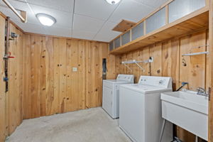  Photo 37