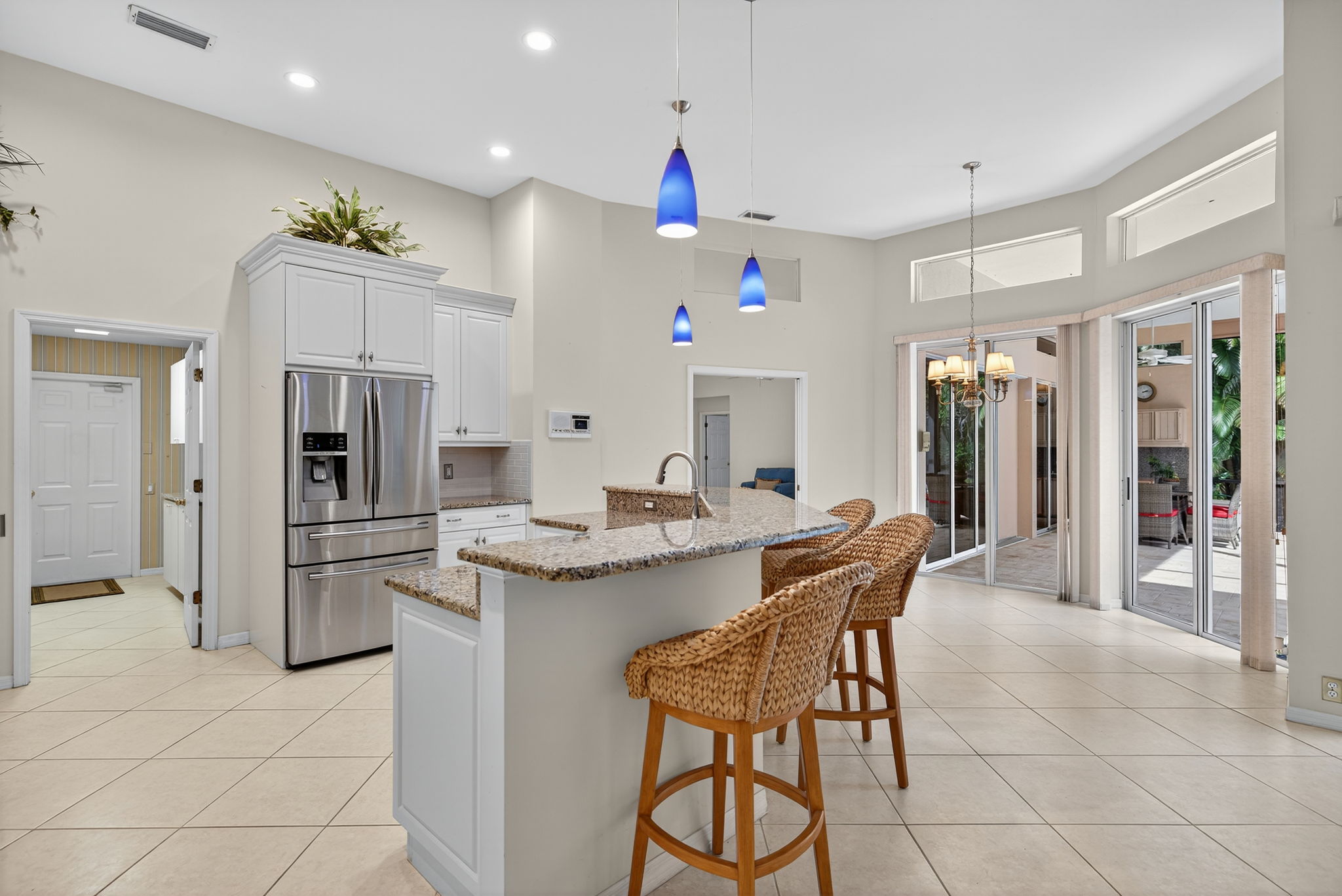 Breakfast Bar 1 of 3