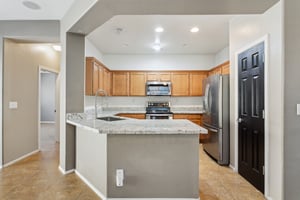 38213 N Raleigh Way - 009.jpg