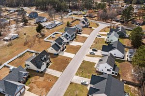 3822 Talus Rd, Fayetteville, NC 28306, USA Photo 6