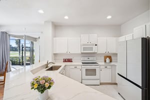 3823_Beacon_Ridge_Way__Clermont__FL_34711_DSC00355 virtually staged.jpeg