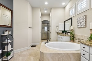 Monteverde Way-S0206-050.jpg