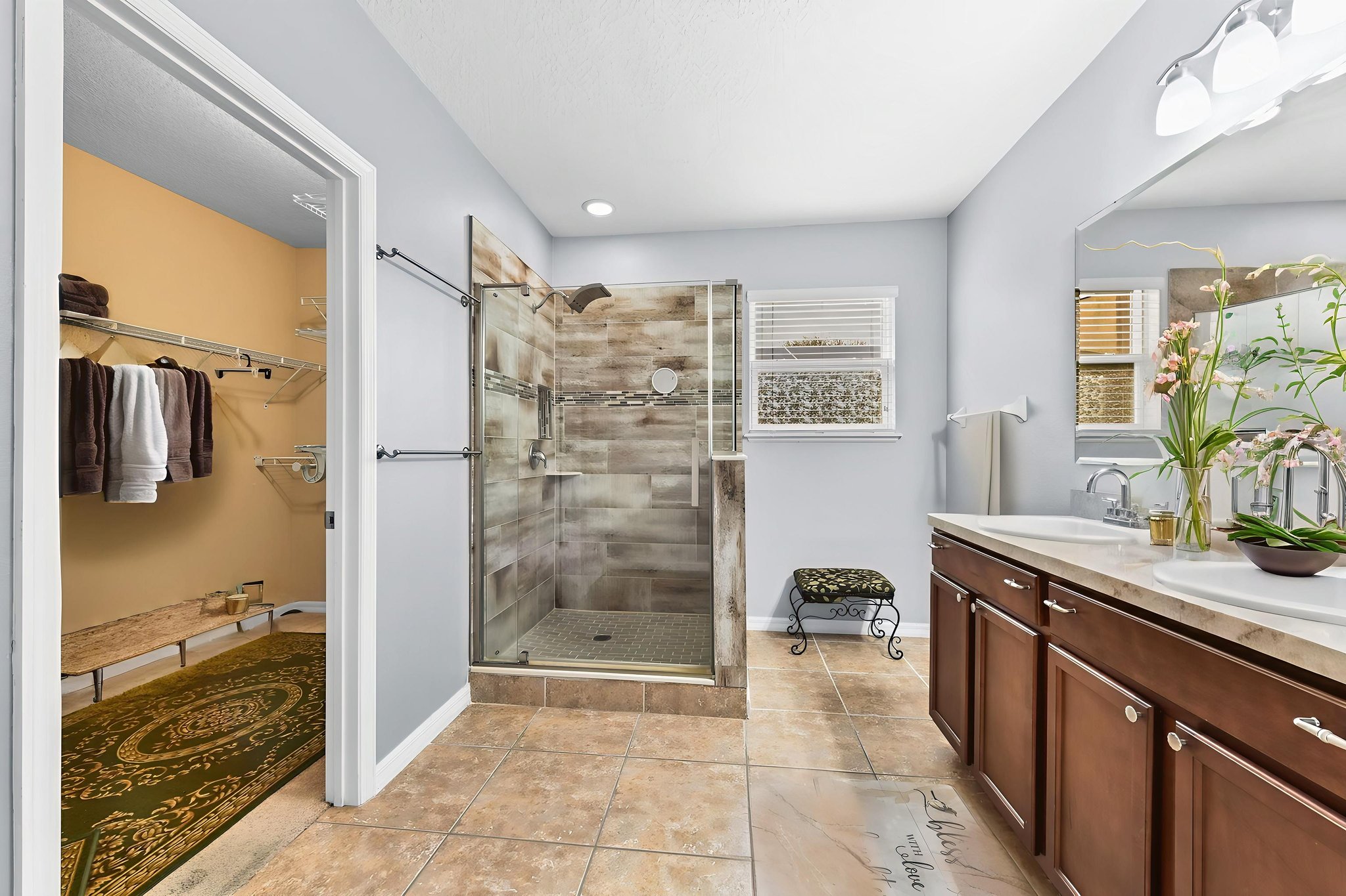 DSC_0468 virtually staged.jpeg