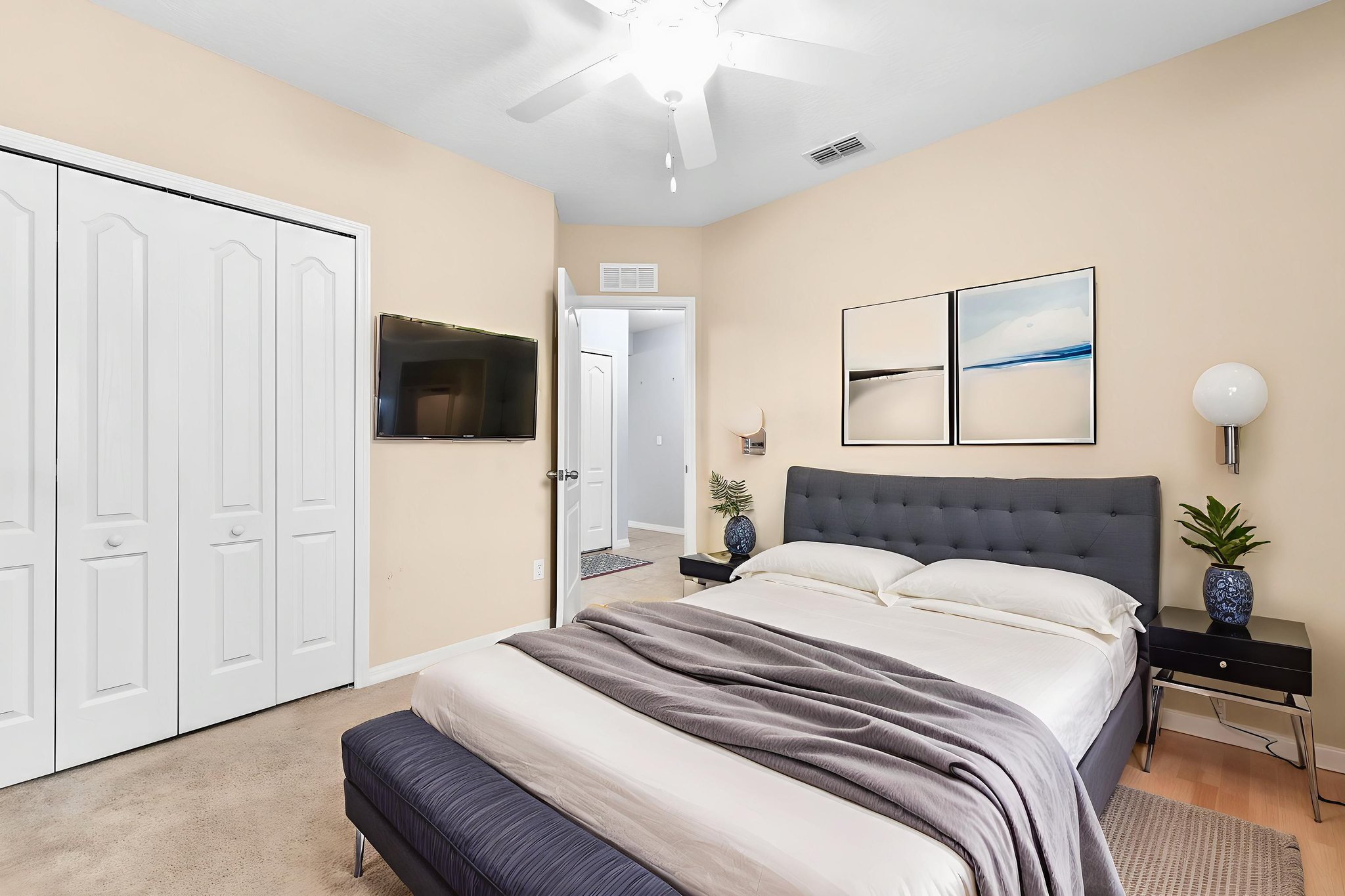 DSC_0553 virtually staged.jpeg