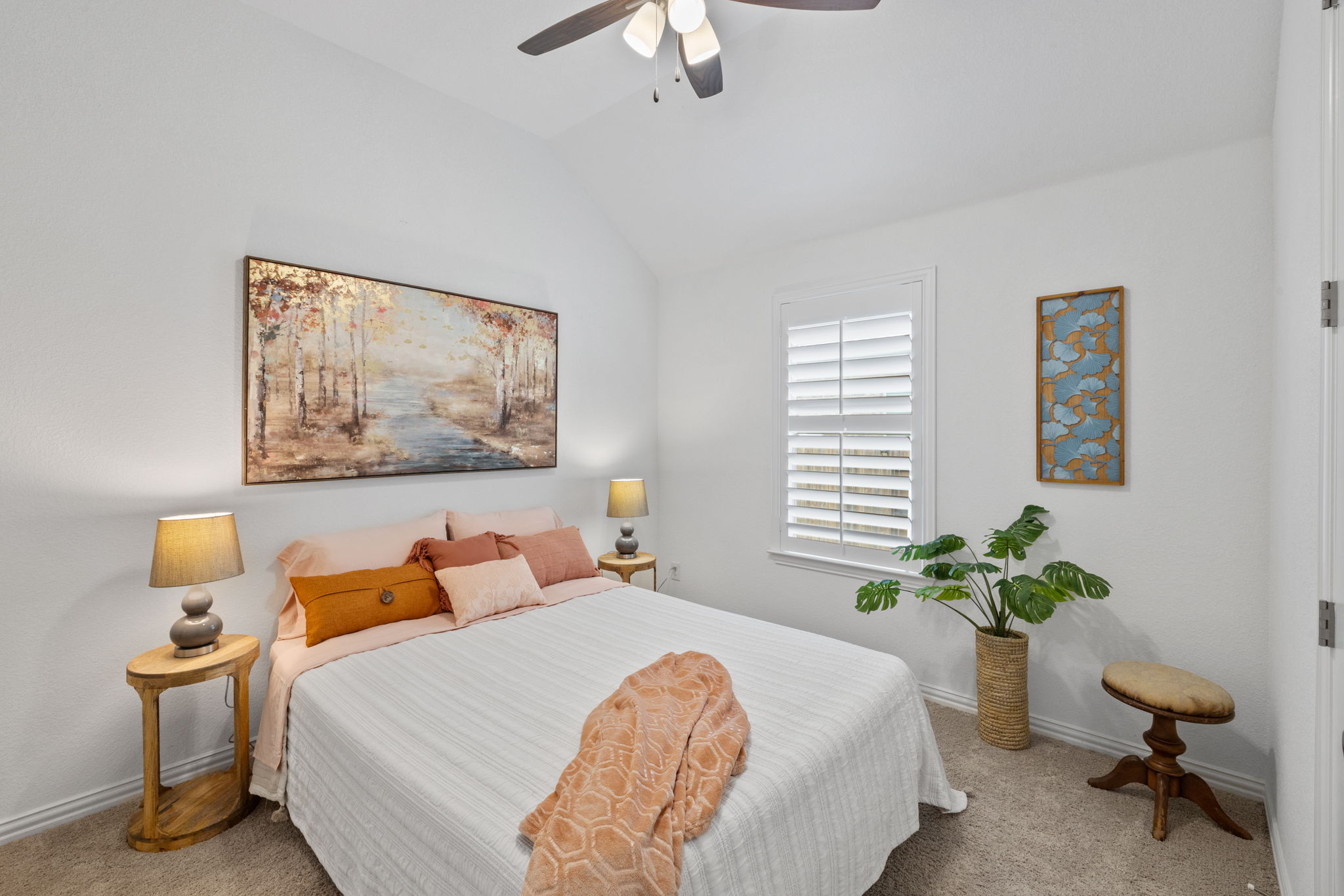 Guest Bedroom #1