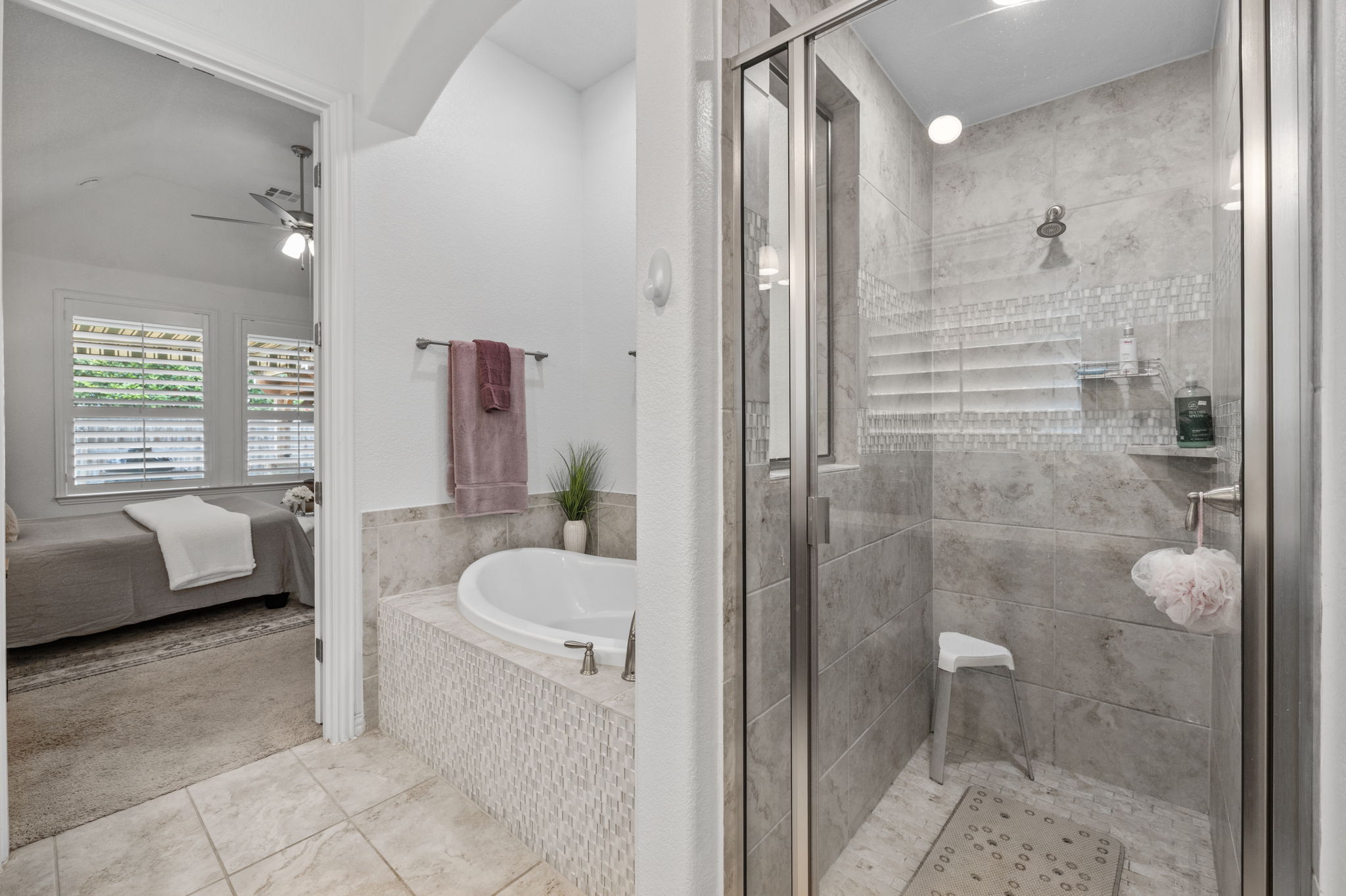 Primary Bathroom with Step-In Shower & Garden Tub