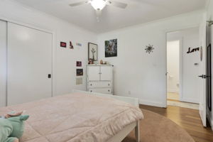  Photo 30