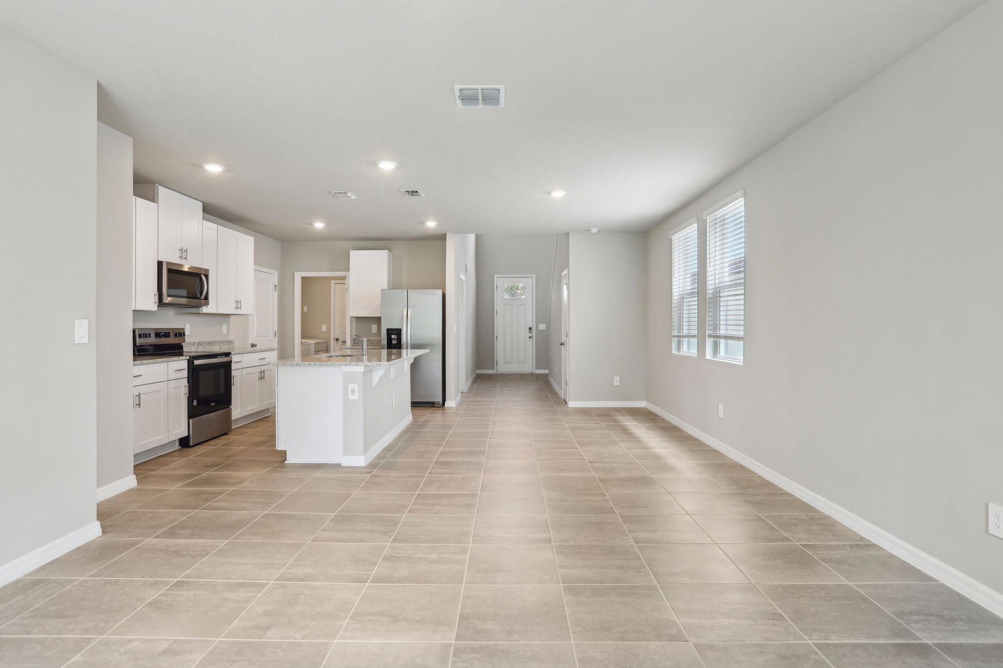 Tampa - Park East - Lot 0357 - 3824 Radiant Mountain Drive, Plant City, FL 33565-010