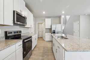 Tampa - Park East - Lot 0357 - 3824 Radiant Mountain Drive, Plant City, FL 33565-013