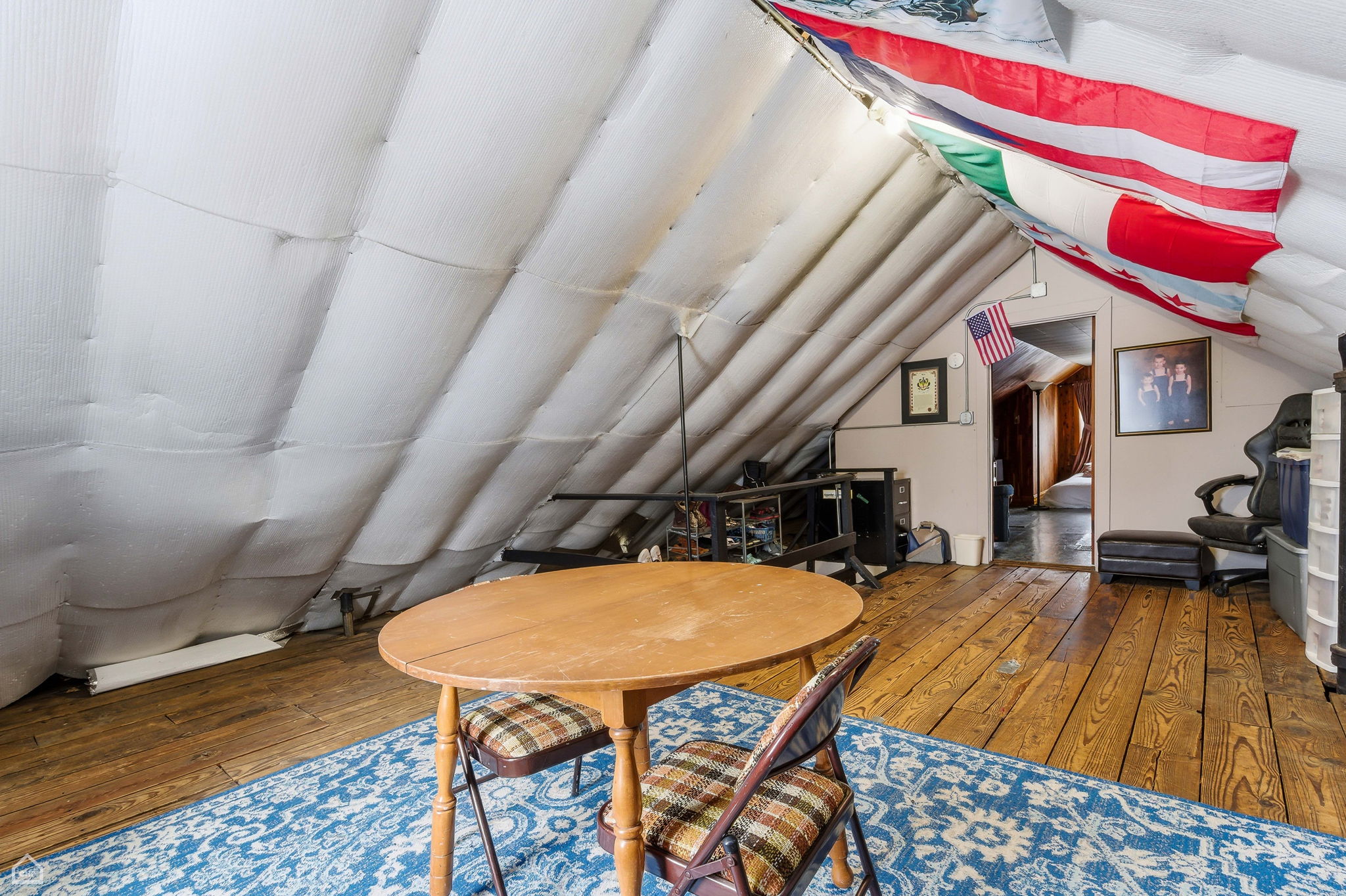 3825 N Newcastle Ave - Kara Boeldt_CHP2026_020