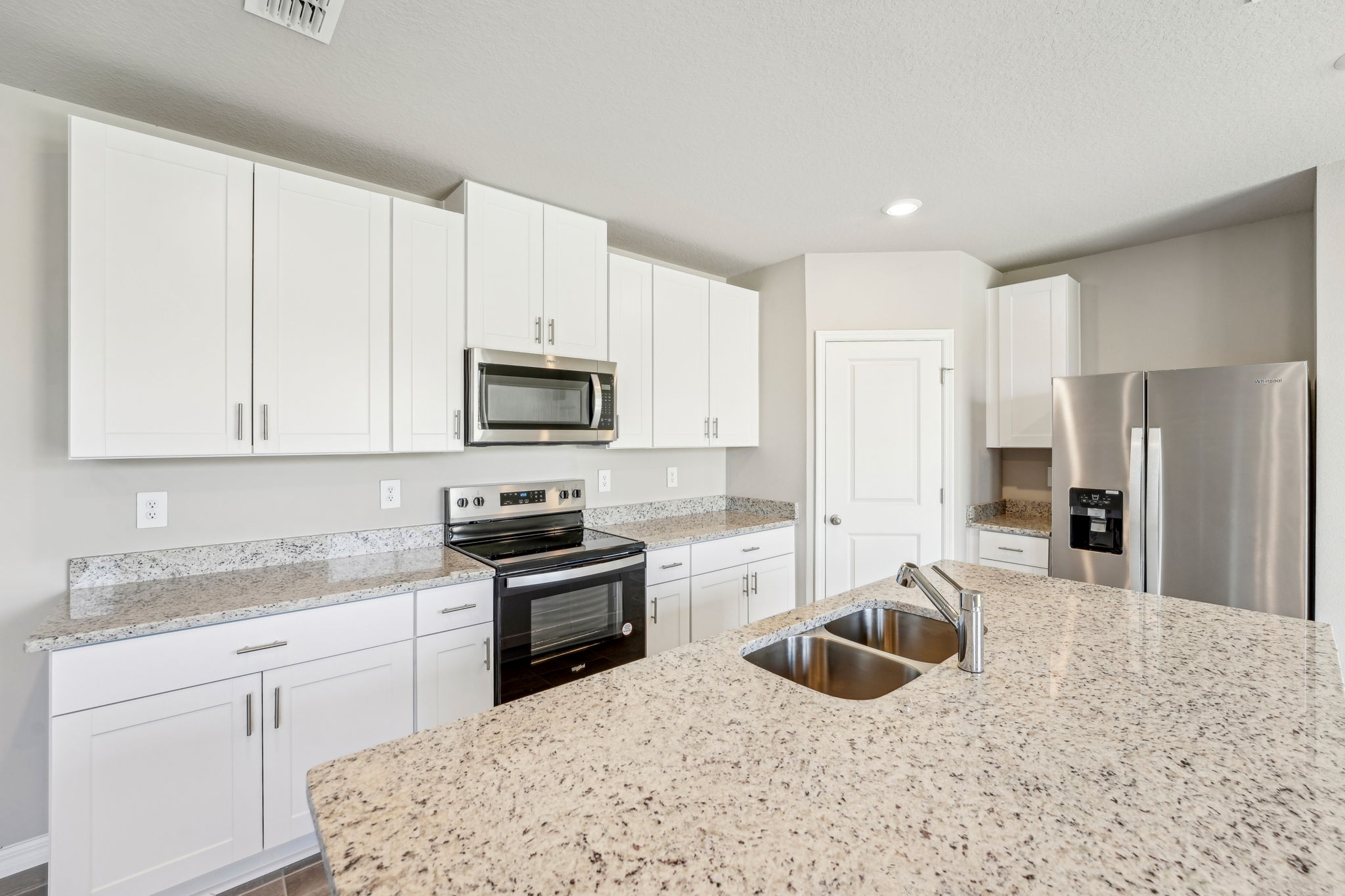 Tampa - Park East - 3825 Radiant Mountain Drive, Plant City FL 33565 -017