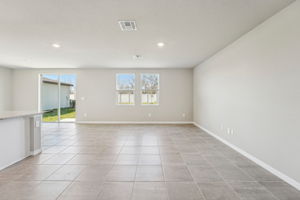 Tampa - Park East - 3825 Radiant Mountain Drive, Plant City FL 33565 -006