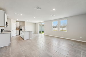 Tampa - Park East - 3825 Radiant Mountain Drive, Plant City FL 33565 -007