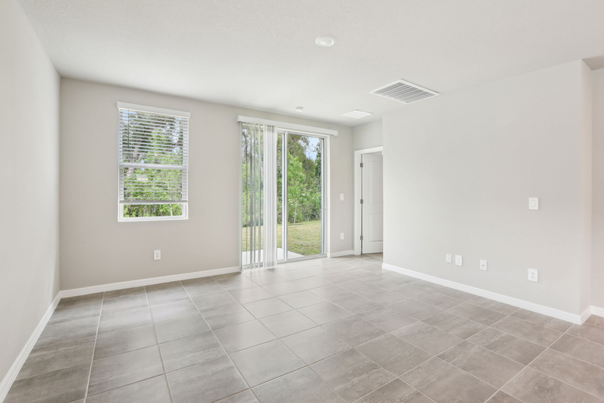 Tampa - Park East - Lot 0358 - 3826 Radiant Mountain Drive, Plant City, FL 33565-008