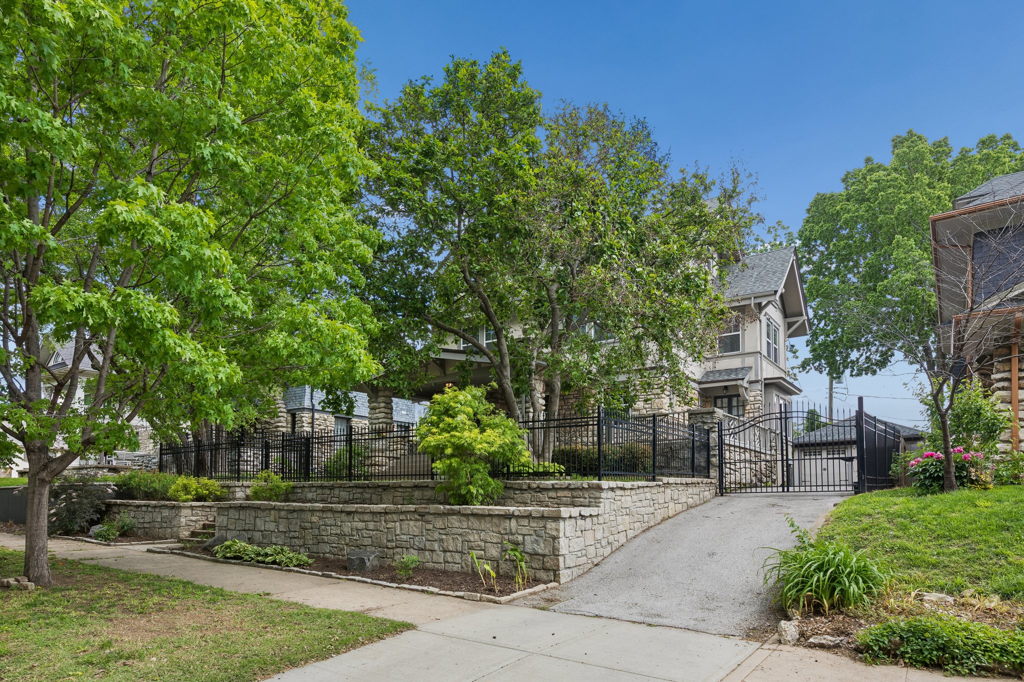 3827 Harrison Blvd_005.jpg