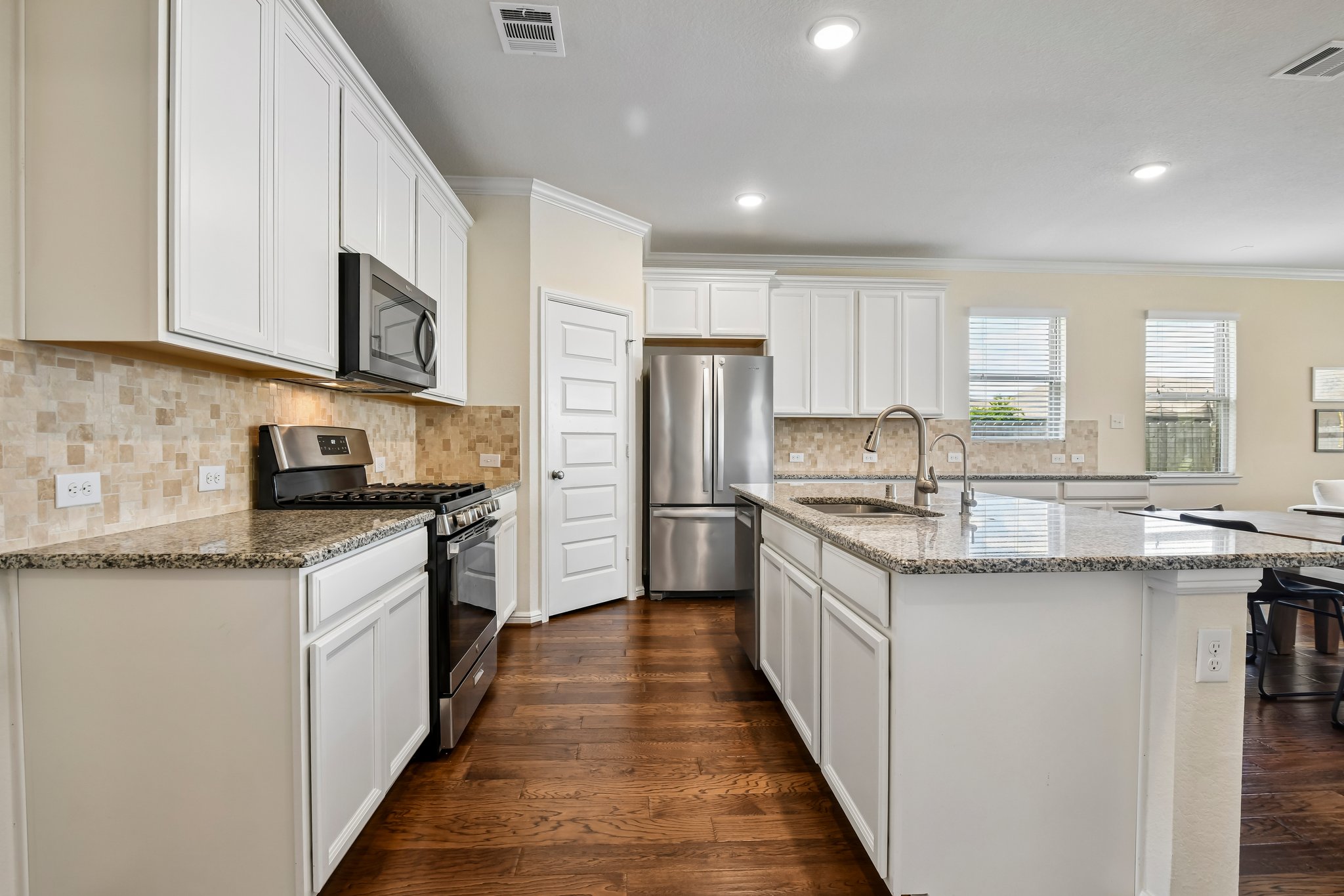 Robinson Bend Dr-S1609-017.jpg