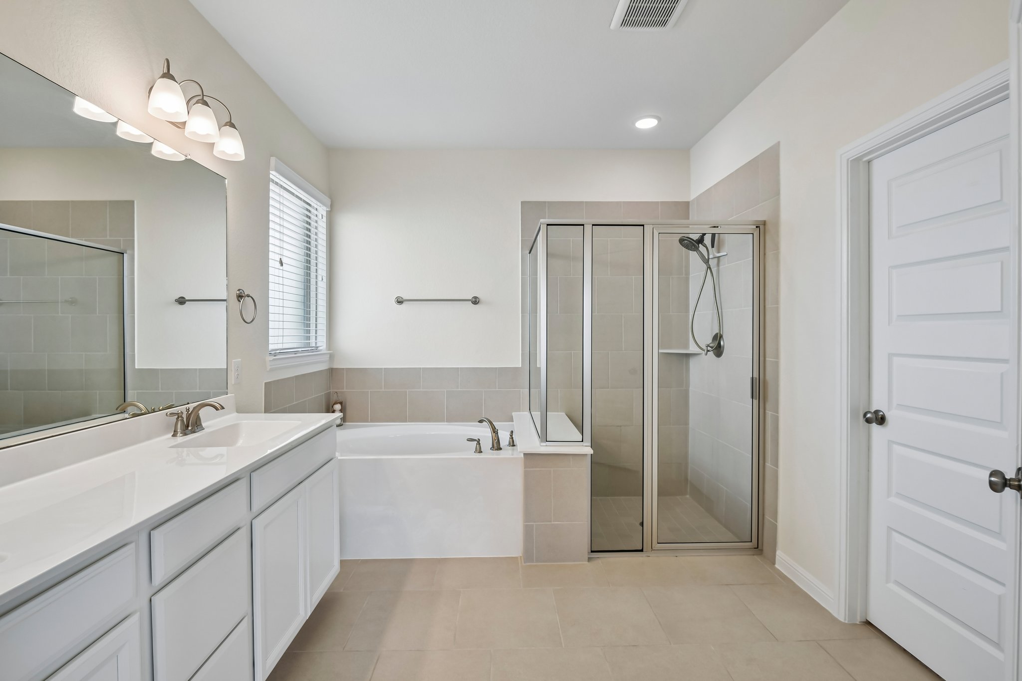 Robinson Bend Dr-S1609-026.jpg
