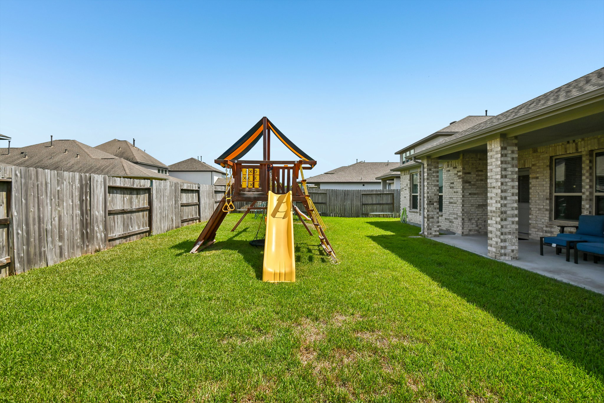 Robinson Bend Dr-S1609-048.jpg