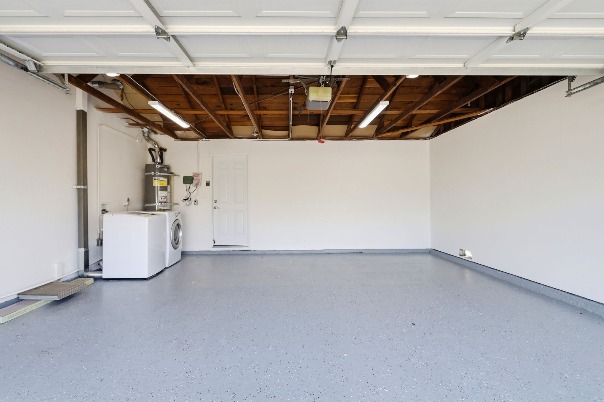 037_F8_383 Burnett Ave