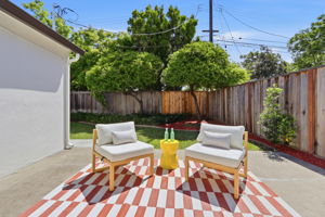 038_F8_383 Burnett Ave