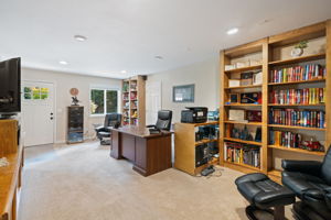  Photo 47
