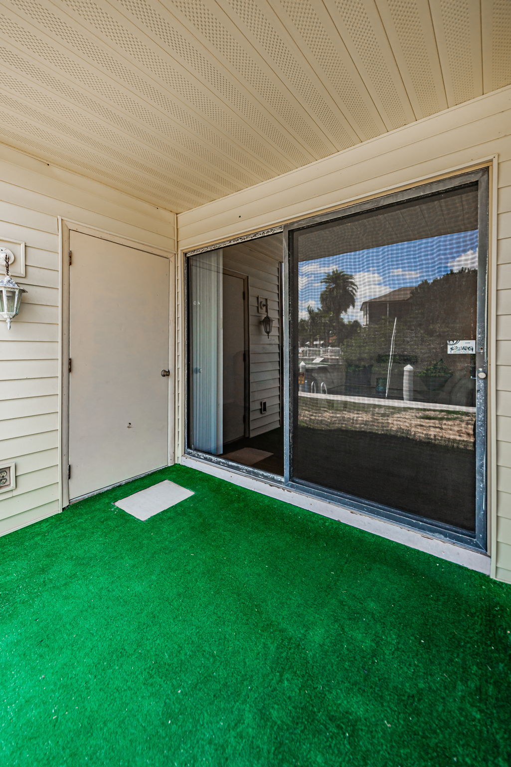 Lanai1