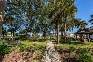 16-Gazebo