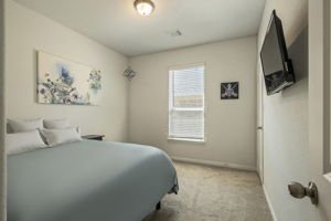  Photo 32