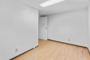  Photo 50
