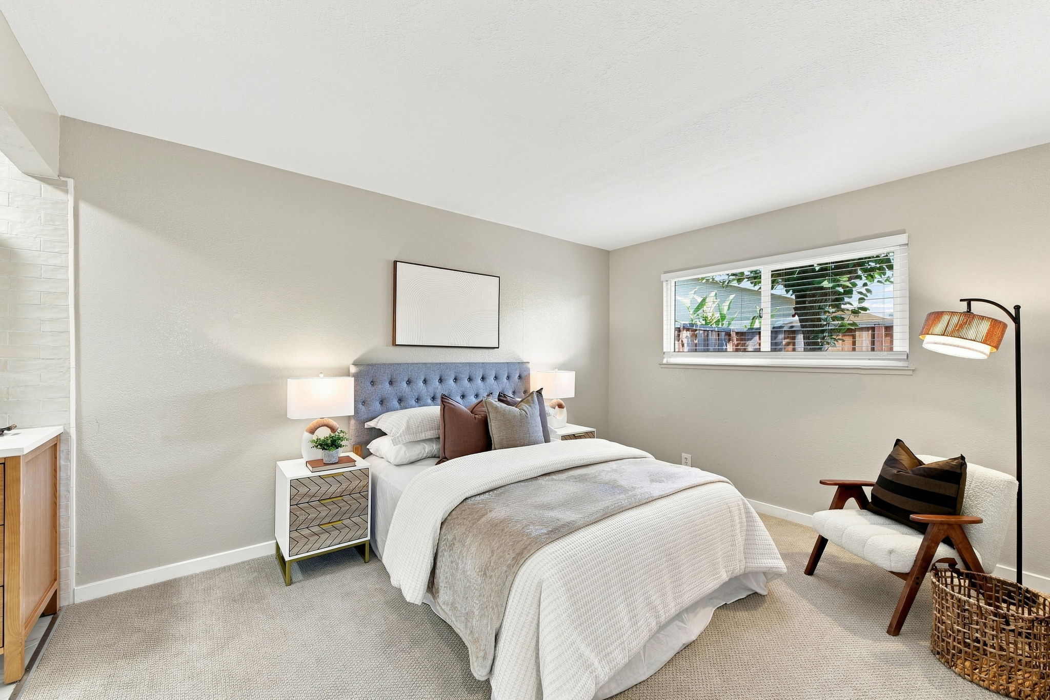 029_F8_3830 Campbell Pl