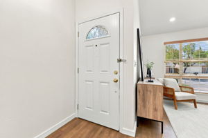 005_F8_3830 Campbell Pl