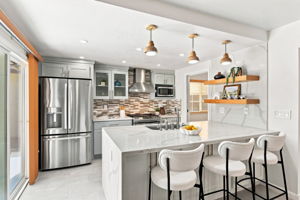 015_F8_3830 Campbell Pl