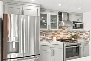 016_F8_3830 Campbell Pl