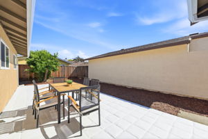 038_F8_3830 Campbell Pl