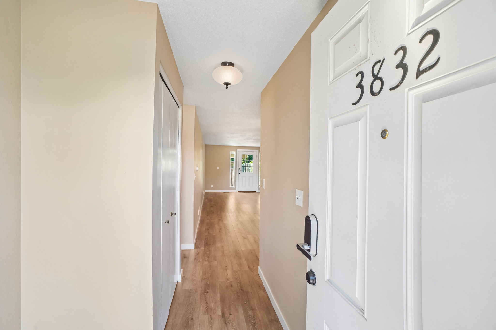 3rd Ave-S0108-010