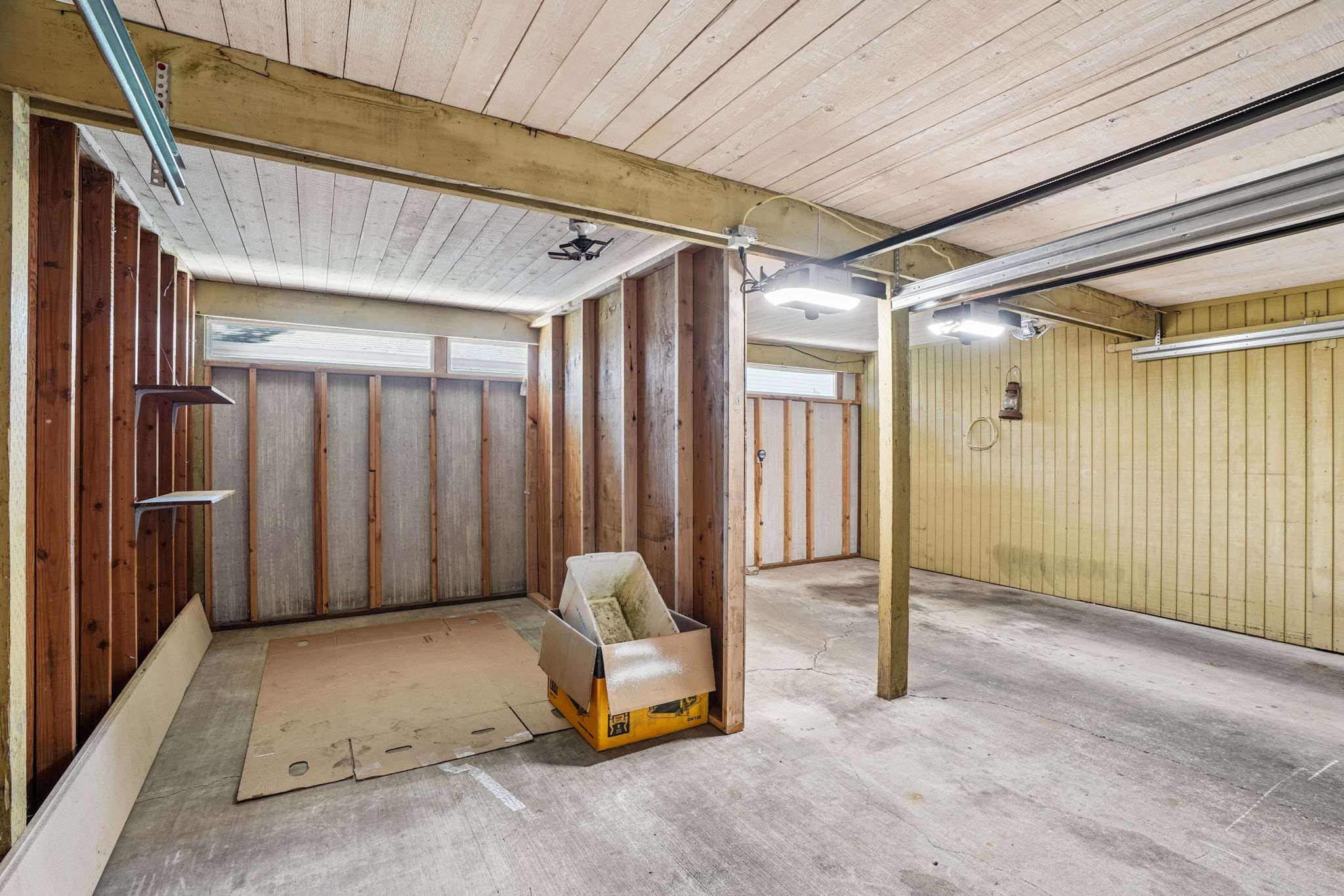 3rd Ave-S0108-033