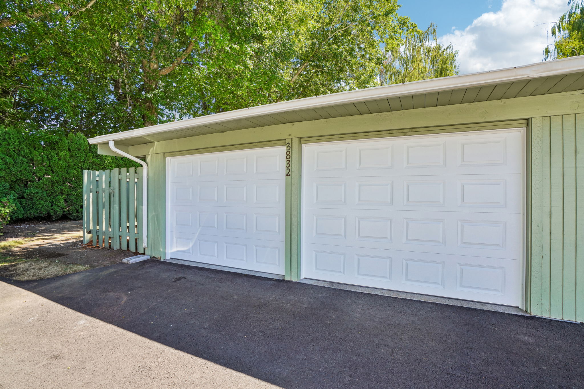 3rd Ave-S0108-038
