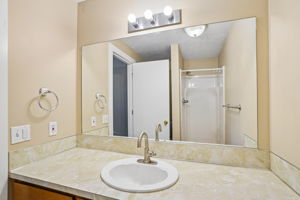 3rd Ave-S0108-028