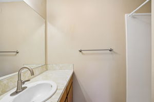 3rd Ave-S0108-029