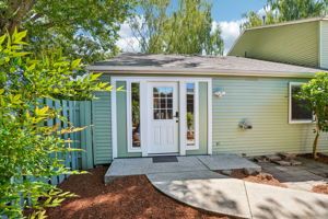 3rd Ave-S0108-035