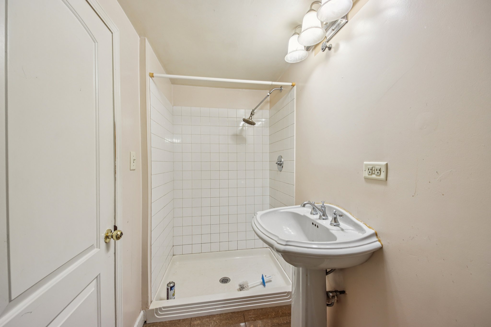 N Oak Park Ave-S1904-028.jpg