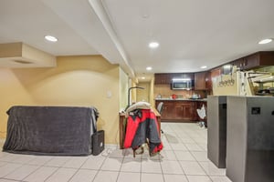 N Oak Park Ave-S1904-023.jpg