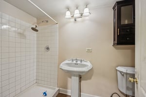 N Oak Park Ave-S1904-027.jpg
