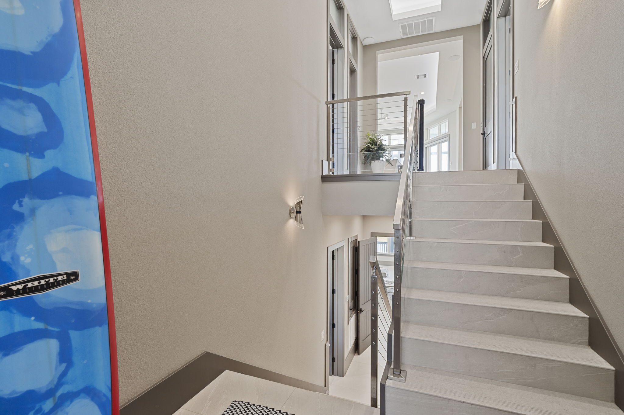 Landing between 2nd & 3rd floor.
