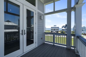 Private balcony off of secondary primary suite.