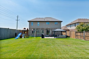  Photo 32