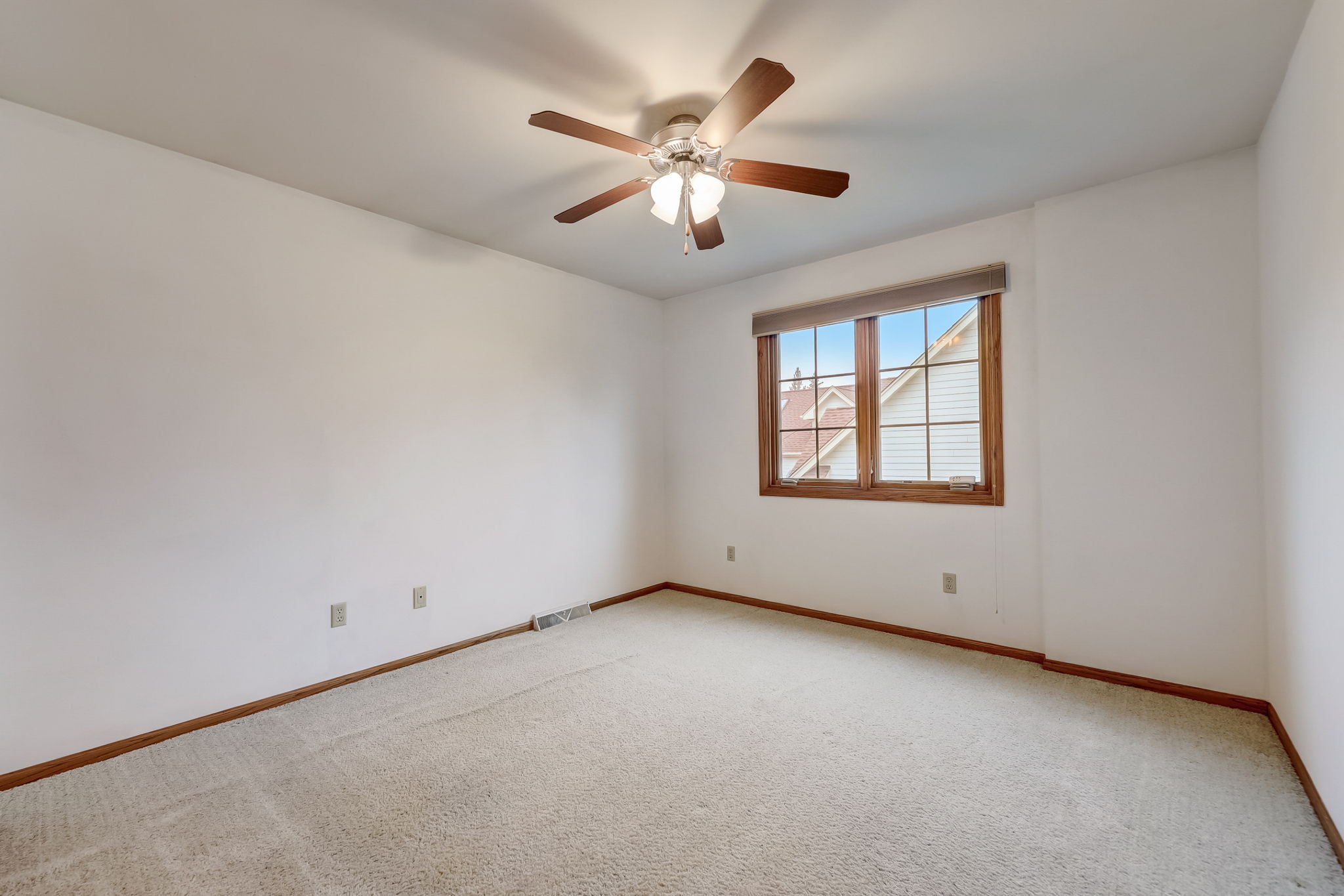 W Puetz Rd-035
