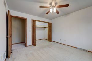 W Puetz Rd-037