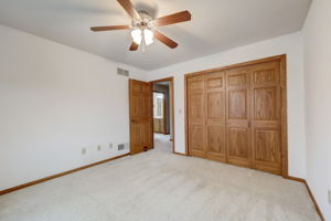 W Puetz Rd-039