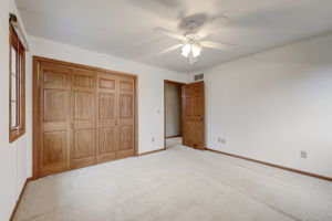 W Puetz Rd-034